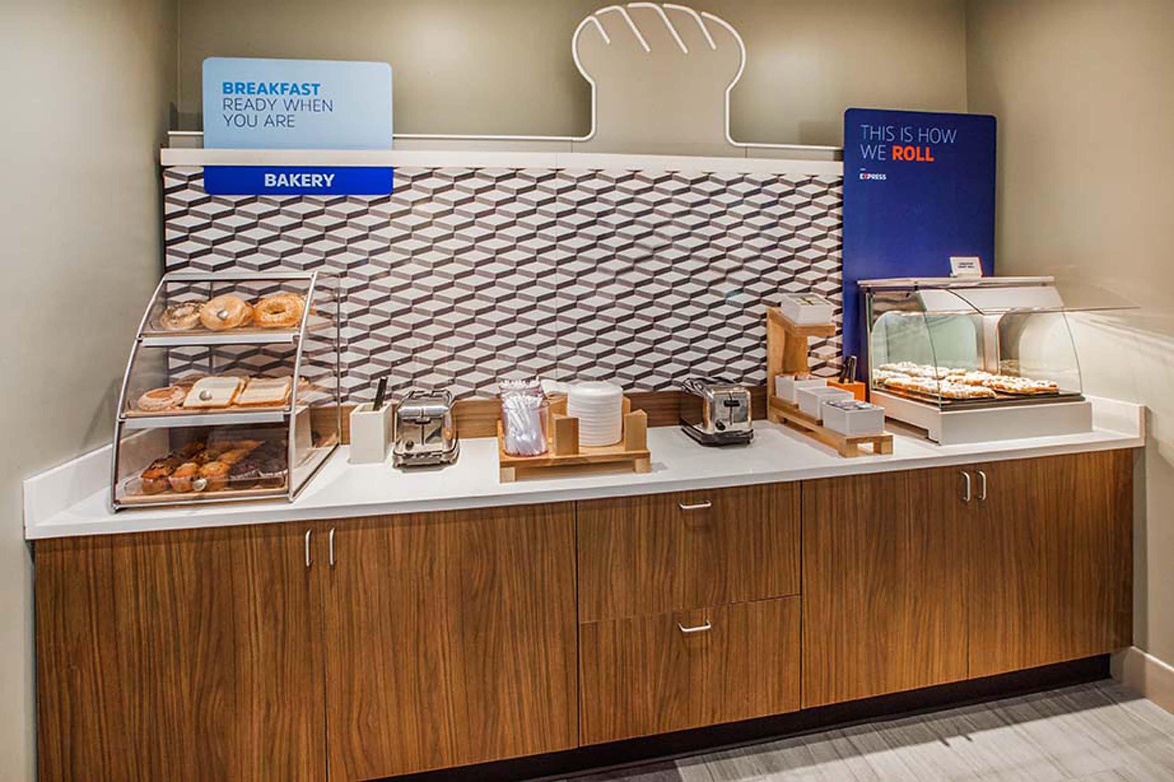 Holiday Inn Express & Suites Northeast By Ihg York Esterno foto